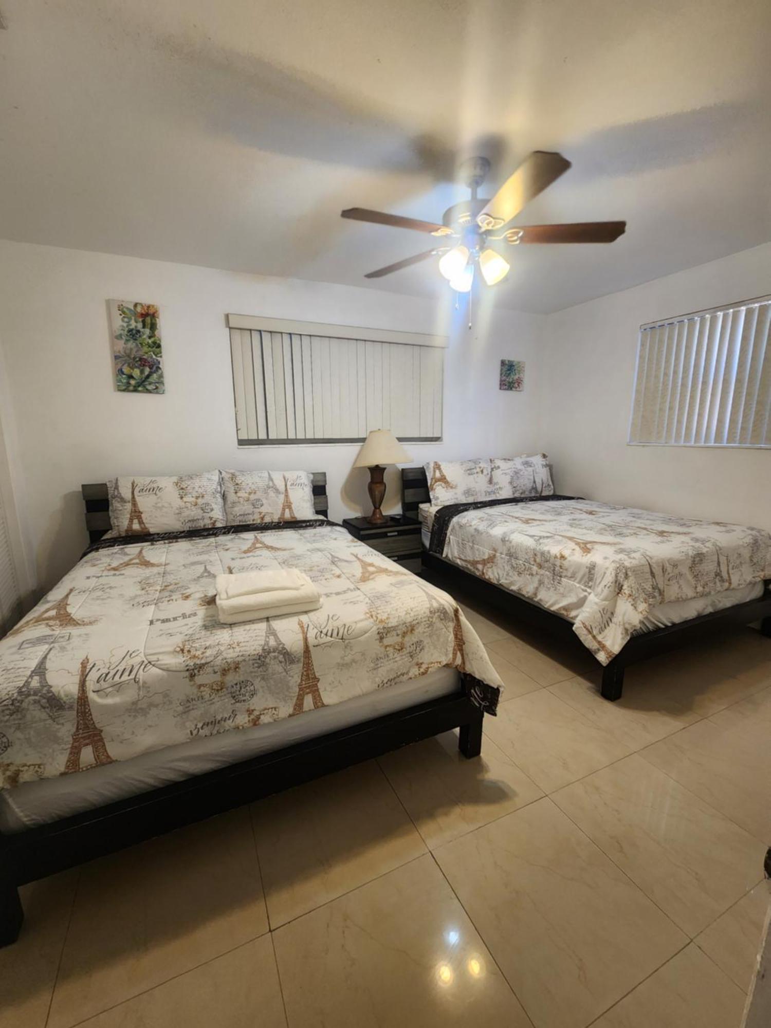 The Jazzy Escape Villa Miami Exterior photo