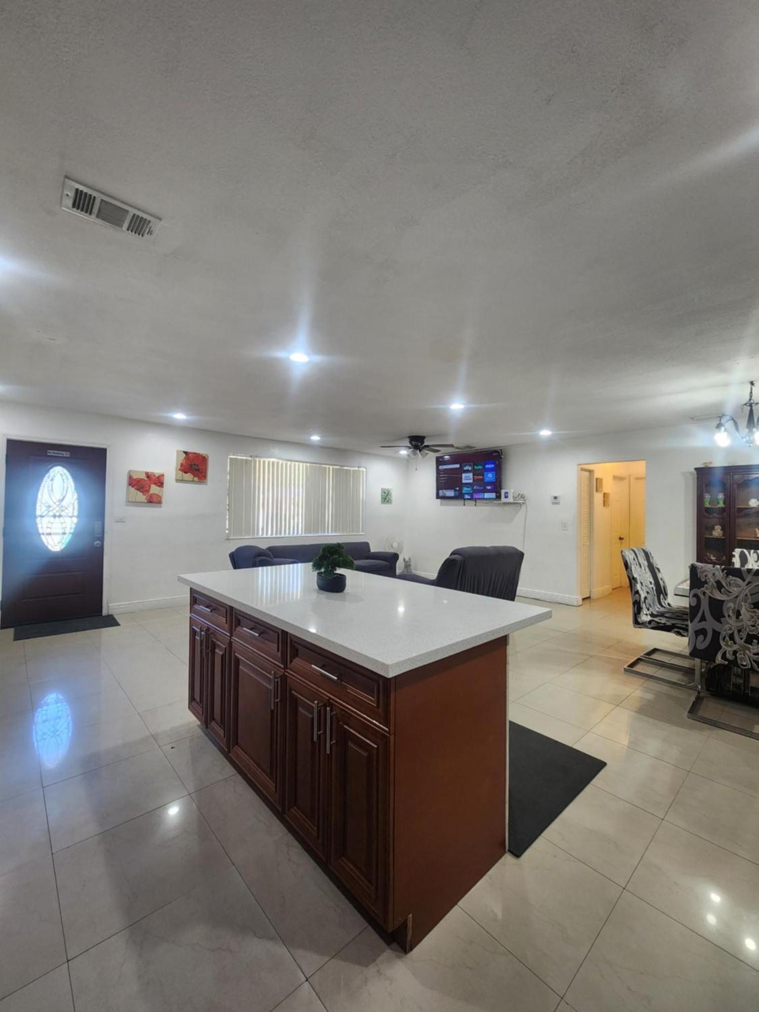 The Jazzy Escape Villa Miami Exterior photo